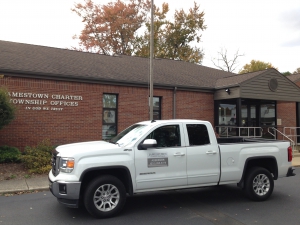 truck with door magnet 2